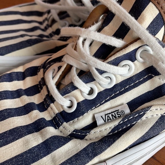 Vintage Striped vans pre loved! Womens 8 1/2 Men 7. Compliments Canvas / leather - Picture 8 of 8